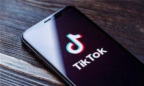 TikTok city exploration videos discover beautiful scenery nearby 